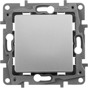 выключатель 1-клавишный Legrand Etika 672401 - внешний вид