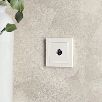 электроустановочные изделия IEK серии Brite - пример установки