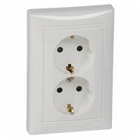 Валена белый розетка скрытая 2-мест заземление шторки IP20 