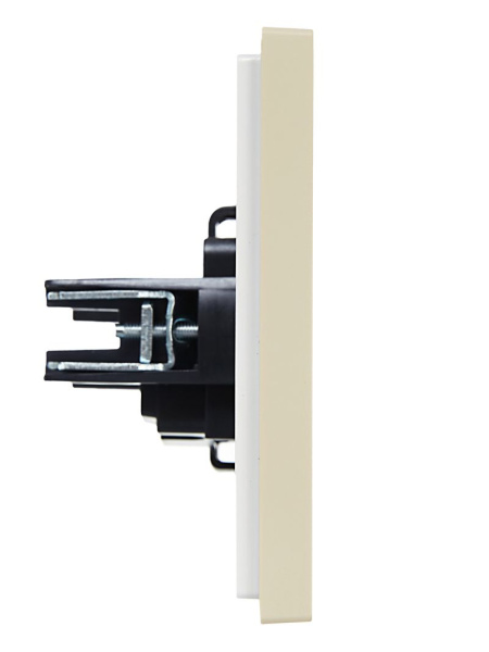 Фортепиано ваниль розетка скрытая 1-мест IP20 