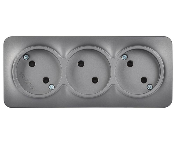 Глори сталь розетка открытая 3-мест IP20 